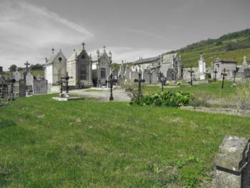 beaujolais_cemetery
